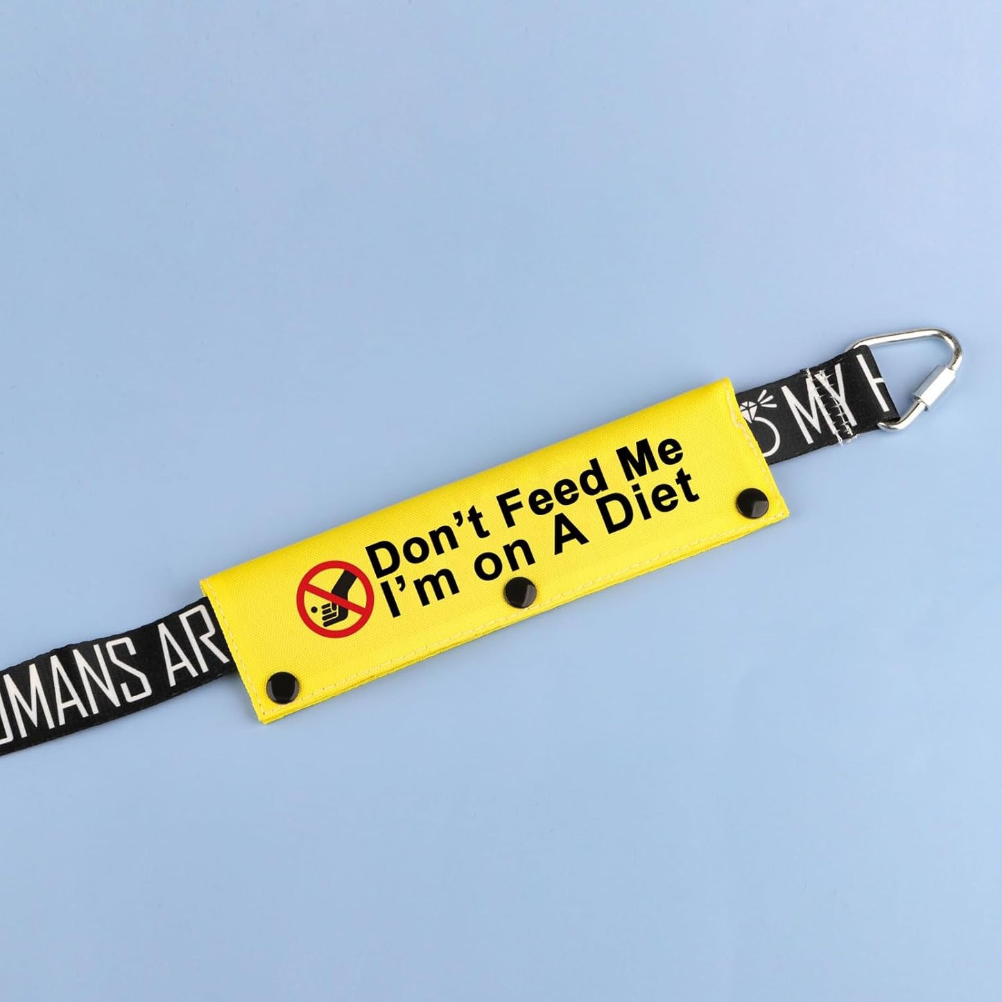 Funny Dog Leash Sleeve Don’t Feed Me I’M On A Diet Dog Leash Wrap Sleeve Alert Tag Pet Birthday Gift (Don’T Feed Me-YE Sleeve)